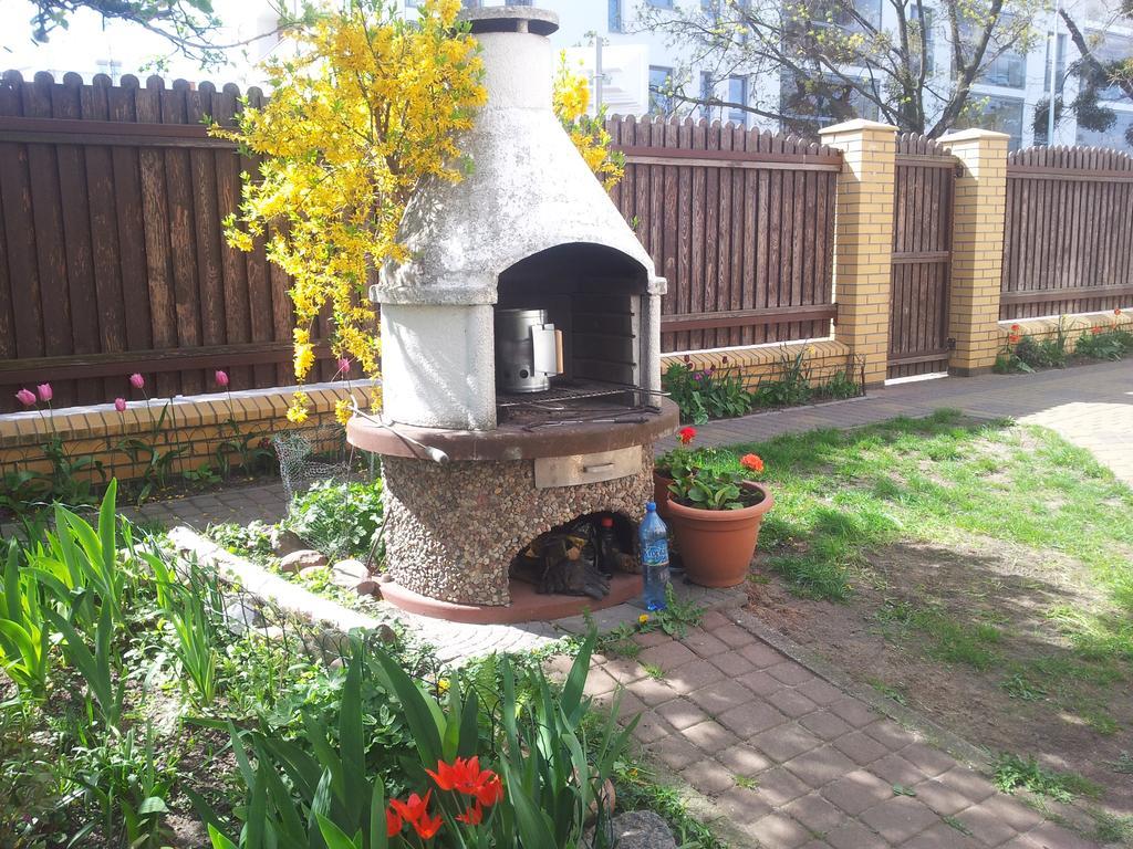 Cozy Apartment With Garden Gdansk Exterior foto